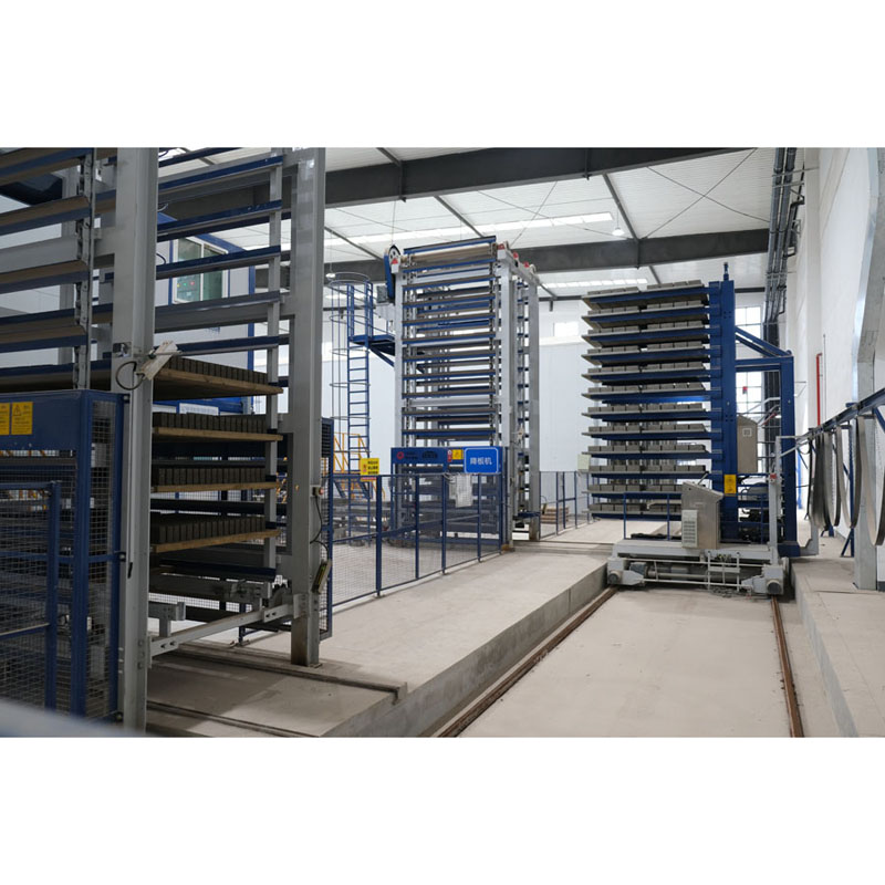 Como os materiais inovadores melhoram o desempenho das máquinas auxiliares?